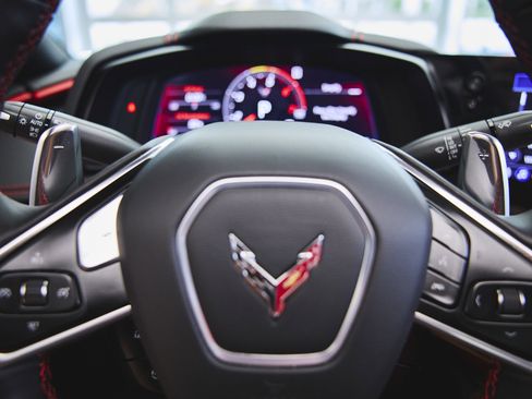 Used 2021 Chevrolet Corvette Stingray Preferred Cpe w/ 2LT image 19