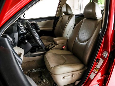 Used 2007 Toyota RAV4 Limited FWD image 27