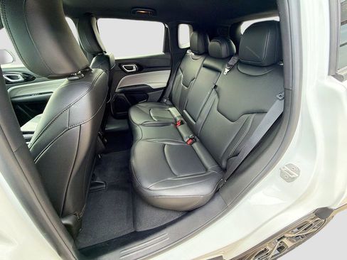 Used 2025 Jeep Compass Limited AWD/4WD image 26