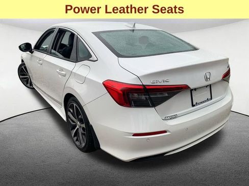 Used 2022 Honda Civic Touring image 10