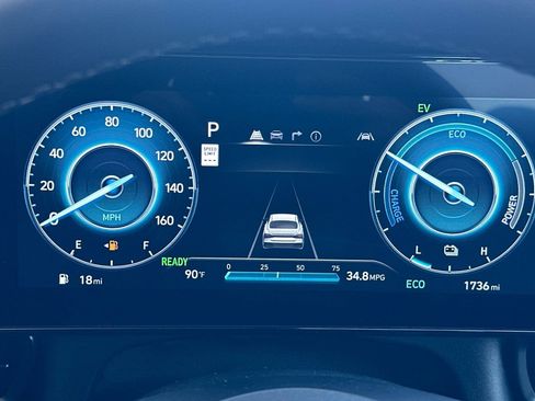 Certified 2025 Hyundai Elantra SEL FWD image 27