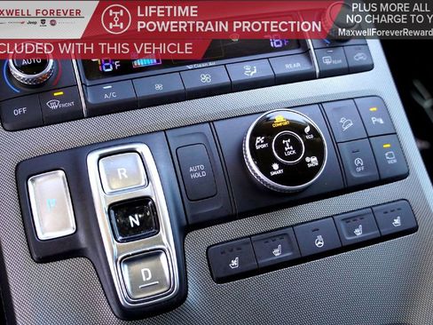 Used 2022 Hyundai Palisade Limited w/ Cargo Package image 16