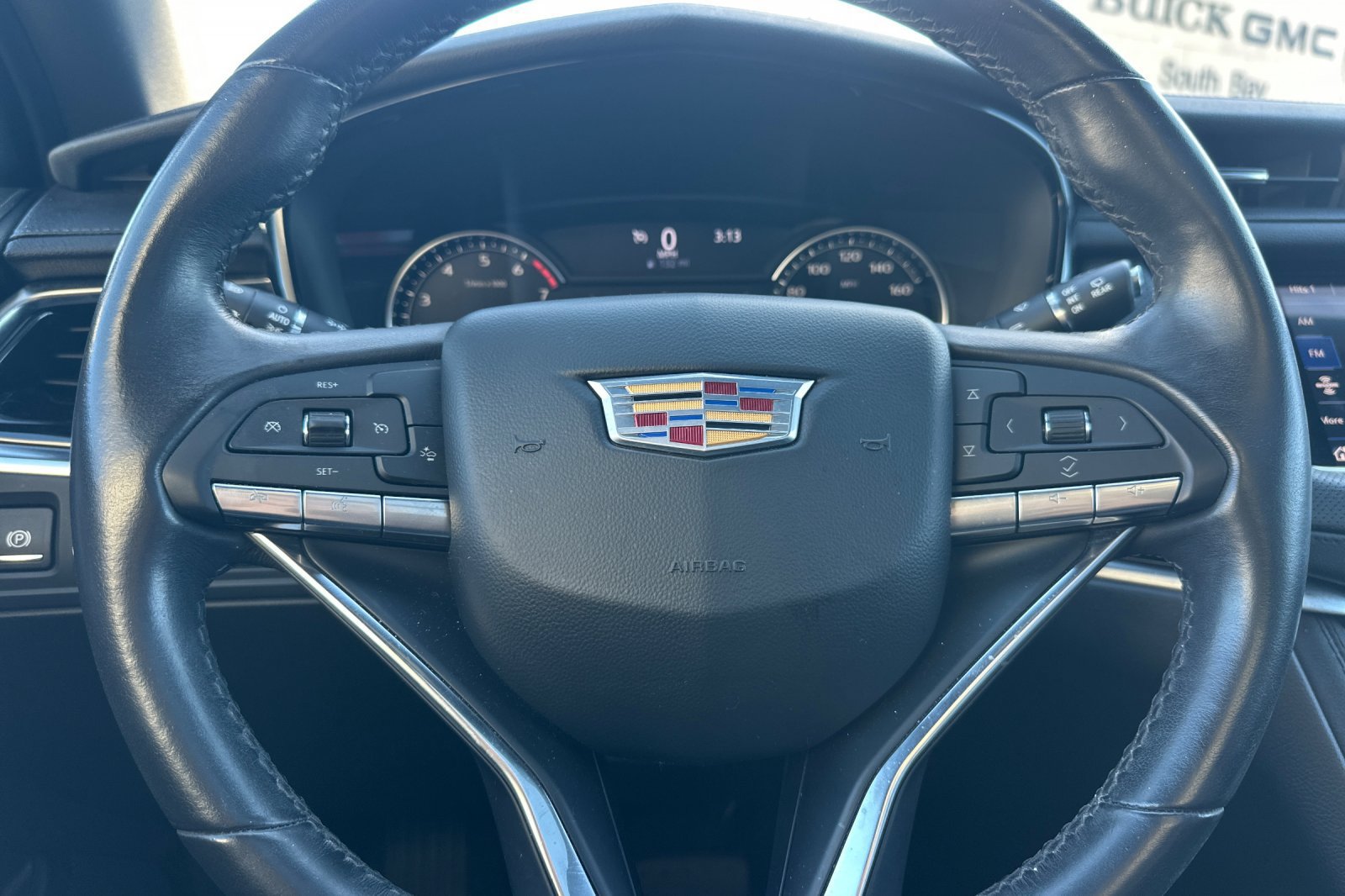 Used 2024 Cadillac XT6 Luxury FWD image 30