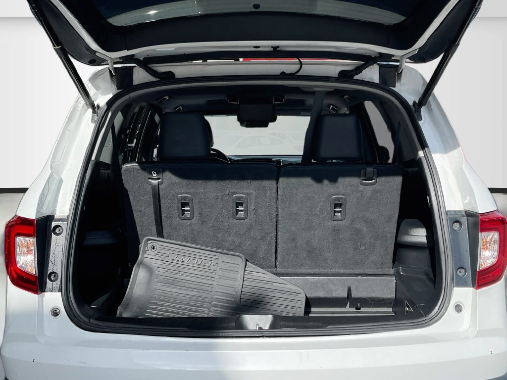 Used 2020 Honda Pilot Touring image 28