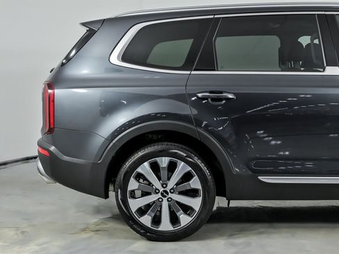 Used 2022 Kia Telluride S image 13