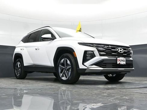 Used 2025 Hyundai Tucson SEL AWD/4WD image 51