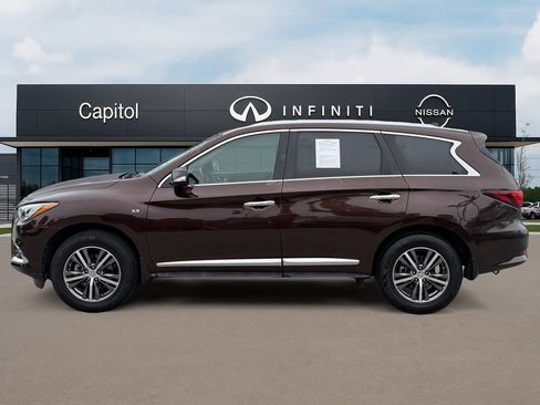 Used 2019 INFINITI QX60 Luxe w/ Essential Package image 9