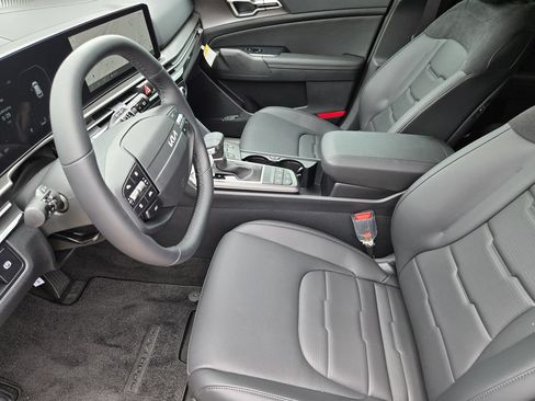 New 2026 Kia Sportage SX FWD image 11