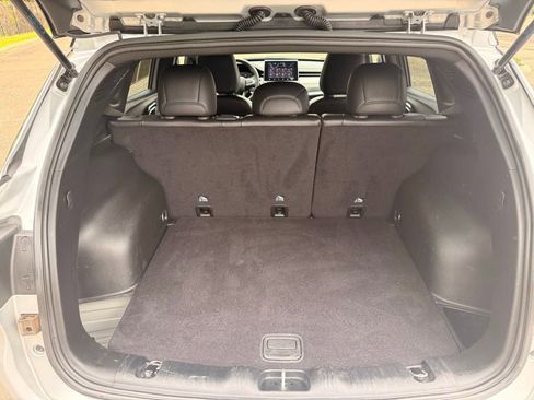 Used 2024 Jeep Compass Limited AWD/4WD image 15