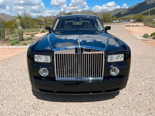 Used 2004 Rolls-Royce Phantom Sedan RWD image 12