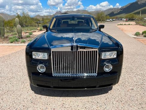 Used 2004 Rolls-Royce Phantom Sedan RWD image 12