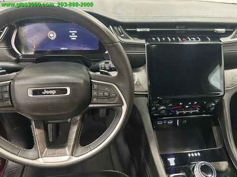 Used 2023 Jeep Grand Cherokee L Limited w/ Luxury Tech Group II AWD/4WD image 22
