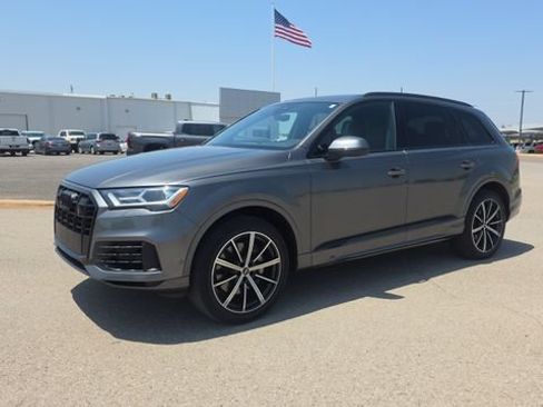 Used 2022 Audi Q7 3.0T Premium Plus AWD/4WD image 2