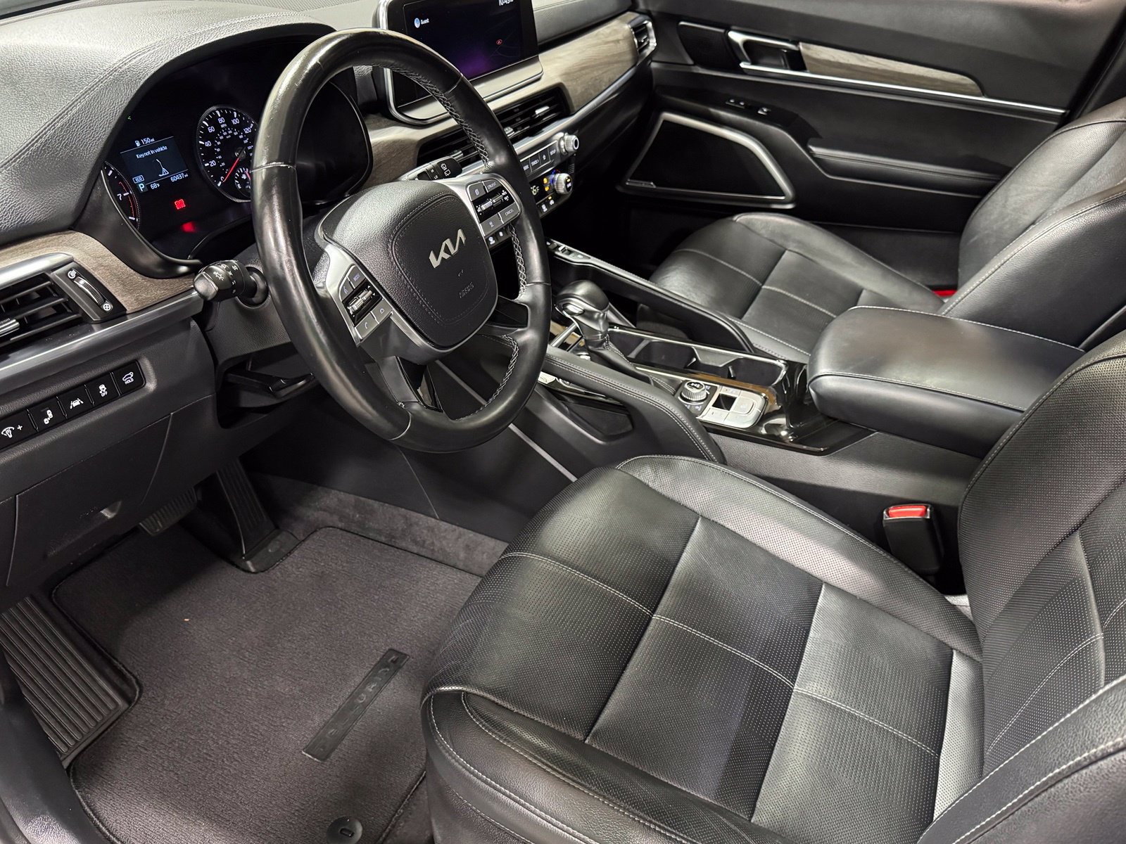 Used 2022 Kia Telluride EX w/ EX Premium Package AWD/4WD image 15