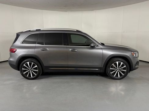 Used 2022 Mercedes-Benz GLB 250 image 9