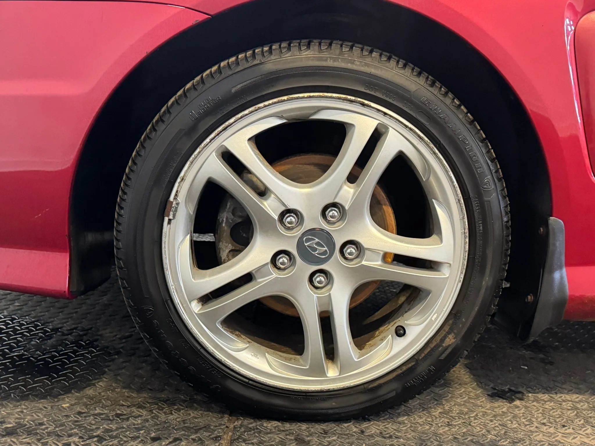 Used 2005 Hyundai Tiburon GT FWD image 29