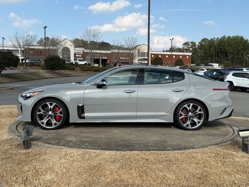Used 2020 Kia Stinger GT1 image 4