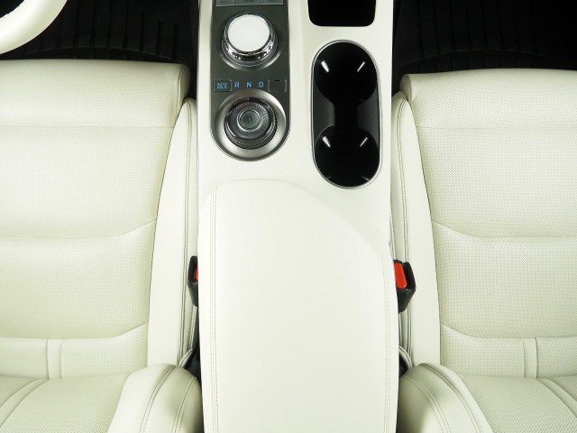 Used 2025 Genesis Electrified GV70 AWD Advance image 24