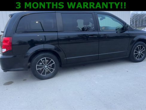 Used 2018 Dodge Grand Caravan SE image 6
