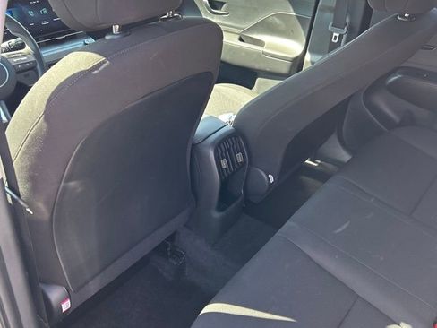 Used 2025 Hyundai Kona SEL image 13