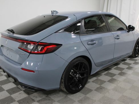 Used 2023 Honda Civic Sport image 27