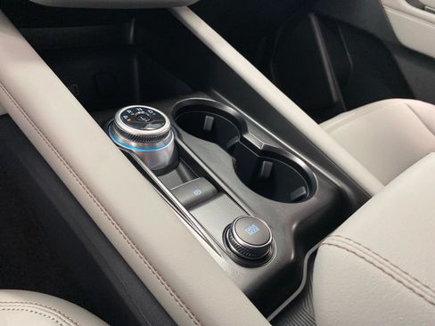 New 2026 Ford Explorer Active AWD/4WD image 25