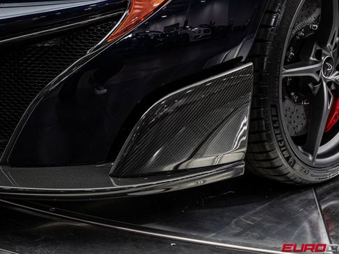 Used 2016 McLaren 675LT Spider image 18