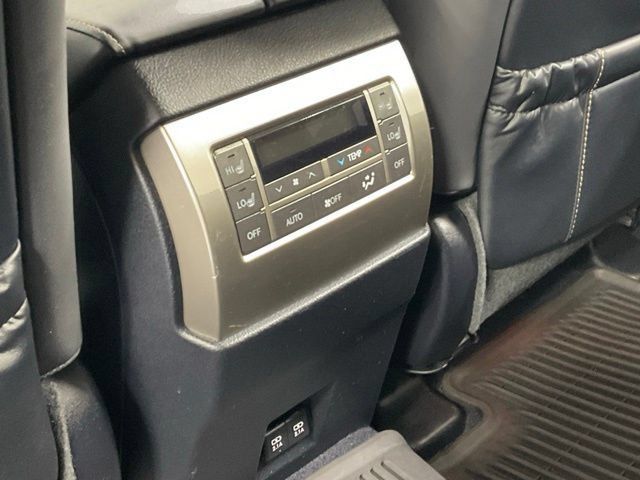 Used 2021 Lexus GX 460 Premium w/ Accessory Package AWD/4WD image 24