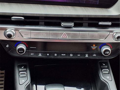 Used 2023 Kia Telluride SX image 15