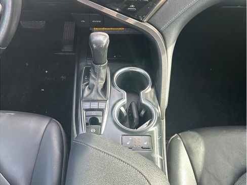 Used 2020 Toyota Camry XSE w/ Carpet Mat Package image 18