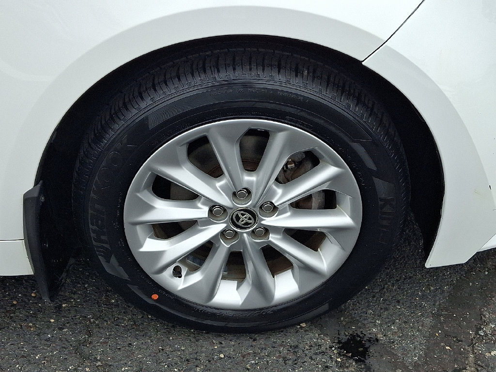 Certified 2021 Toyota Corolla LE w/ LE Premium Package FWD image 8