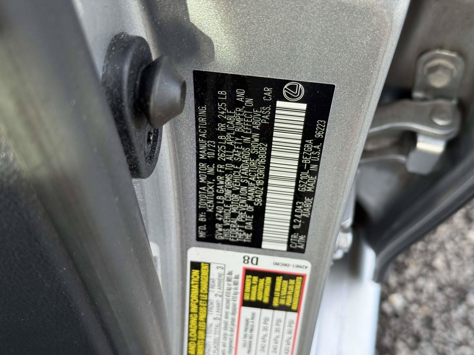 Used 2024 Lexus ES 350 w/ Premium Package FWD image 30