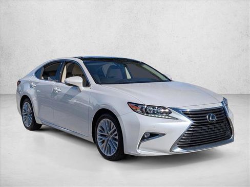 Used 2018 Lexus ES 350 image 3