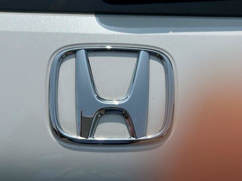 Used 2025 Honda HR-V LX image 30