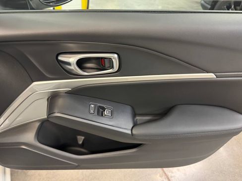 Certified 2025 Acura Integra FWD image 34