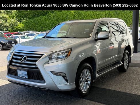 Used 2016 Lexus GX 460 w/ Premium Package AWD/4WD image 4