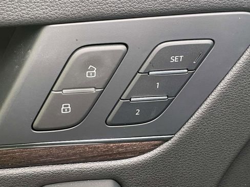 Certified 2023 Audi Q5 2.0T Premium w/ Convenience Package AWD/4WD image 35
