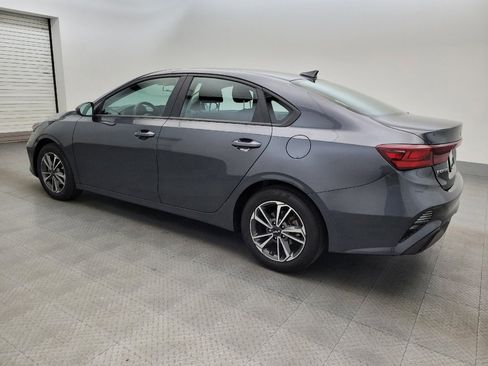 Used 2023 Kia Forte LXS FWD image 3