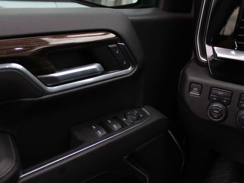 Used 2022 Chevrolet Silverado 1500 LT image 14