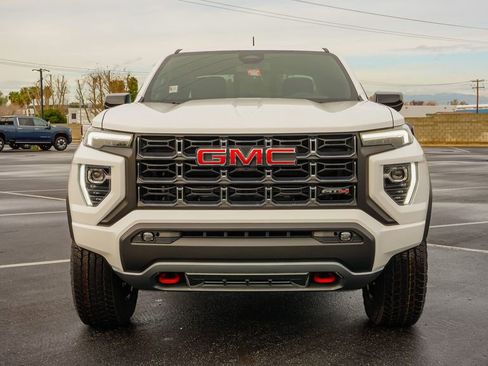 New 2026 GMC Canyon AT4 image 4
