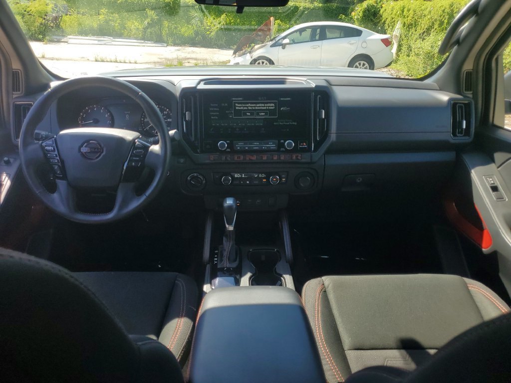 Used 2025 Nissan Frontier PRO-4X w/ Interior Protection Package AWD/4WD image 20
