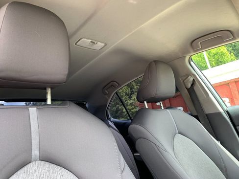 Used 2022 Toyota Camry LE FWD image 18