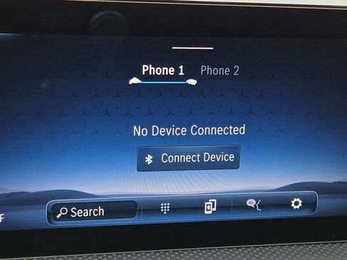 Used 2025 Mercedes-Benz CLA 250 4MATIC image 5