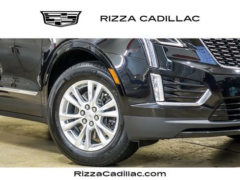 Certified 2022 Cadillac XT5 Luxury image 3