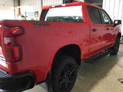 New 2026 Chevrolet Silverado 1500 Custom Trail Boss w/ Dark Appearance Package