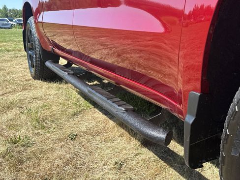 Used 2023 Chevrolet Silverado 1500 RST AWD/4WD image 8