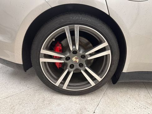 Used 2013 Porsche Panamera GTS AWD/4WD image 14
