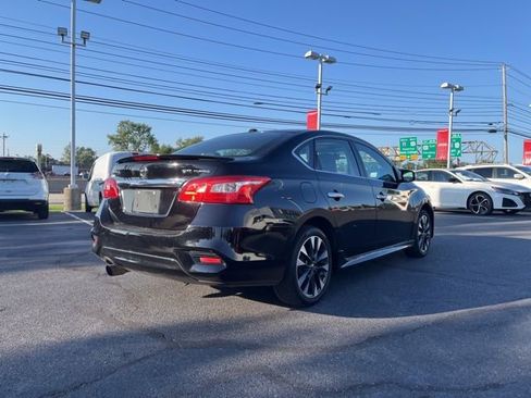 Used 2017 Nissan Sentra SR Turbo w/ SR Turbo Premium Package FWD image 7