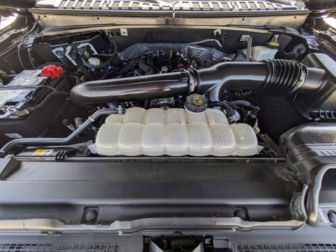 Used 2024 Ford Expedition Limited RWD image 24