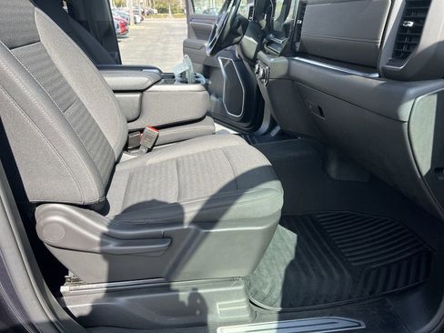 Used 2022 Chevrolet Silverado 1500 LT image 34